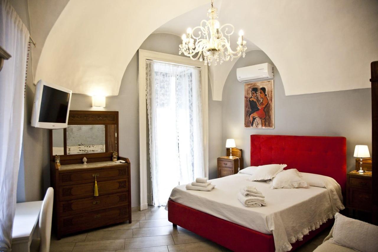 Sunshine House Bed and Breakfast Catánia Buitenkant foto